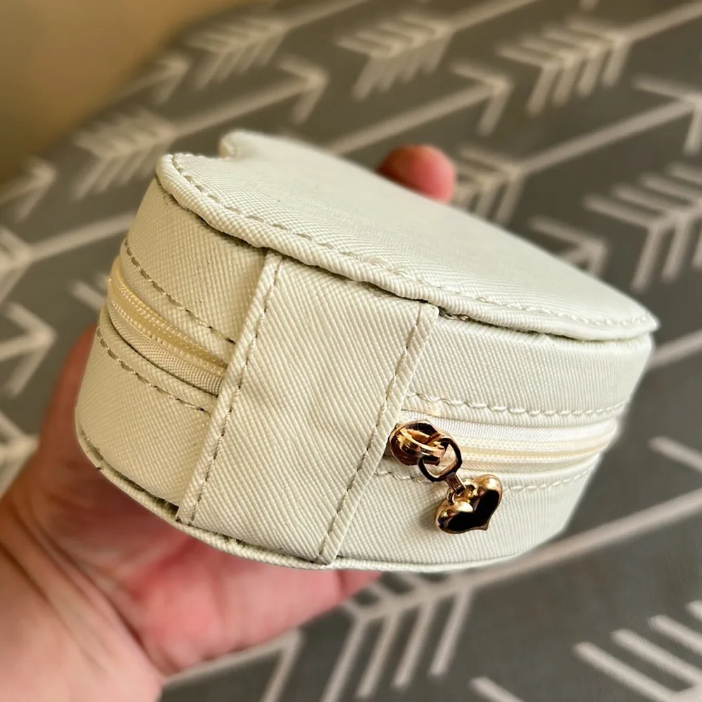 Ivory 4” Heart shaped jewelry case